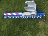 Tagliasiepi per miniescavatori